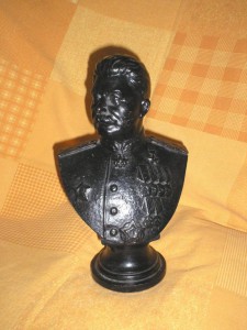 Бюст Сталина. Касли. Чугун.