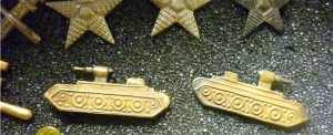 Эмблемы на петлицы танчики