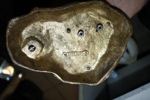 Пограничник с собакой, бронза. Касли.