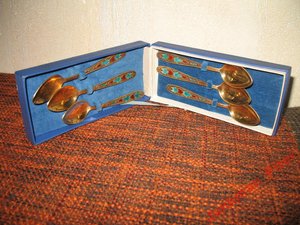 __6 серебряных ложек , эмаль__в__РоДнОй__кОрОбКе__