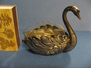 Солонка " ЛЕБЕДЬ"