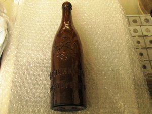 4 пивных бутылки