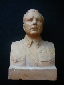 Бюст Ворошилова, Гжель, 1938 год