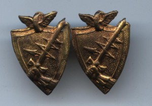 Петличные эмблемы