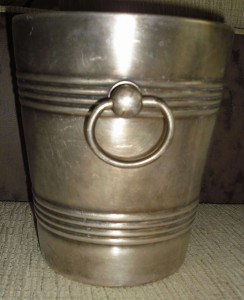 Ведерко для шампанского