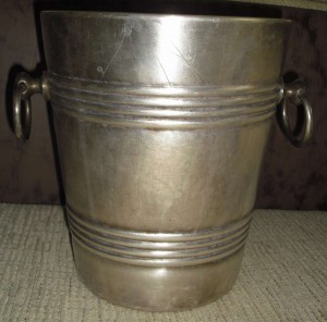 Ведерко для шампанского