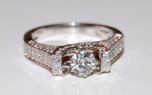 Кольцо с бриллиантами