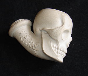 Фарфоровая трубка - череп, 19 века, Англия.