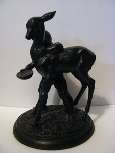 Мальчик кормящий олененка. МКЗ. Куса. 1963 г.