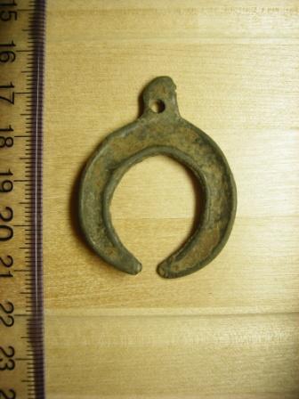 ЧЕТЫРЕ НАСТОЛЬНЫХ МЕДАЛИ,