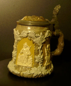 Кружки старые пивные
