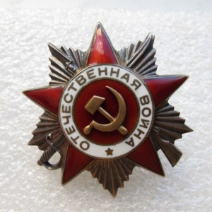 Сахарница и чайная ложка