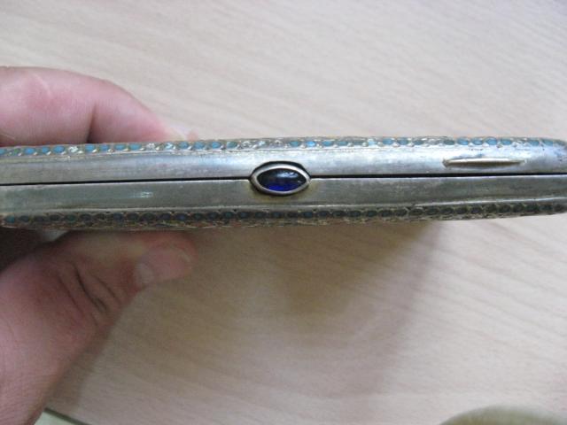 Оцените портсигар.