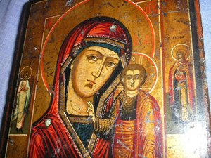 Икона Казанской Богородицы.