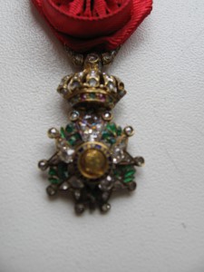 ОРДЕН ПОЧЕТНОГО ЛЕГИОНА В ЗОЛОТЕ И АЛМАЗАХ.