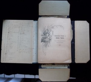 "среди цвътов"1899г.