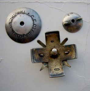 Знак "Общ. помощи инвалидам на Кавказе", серебро.